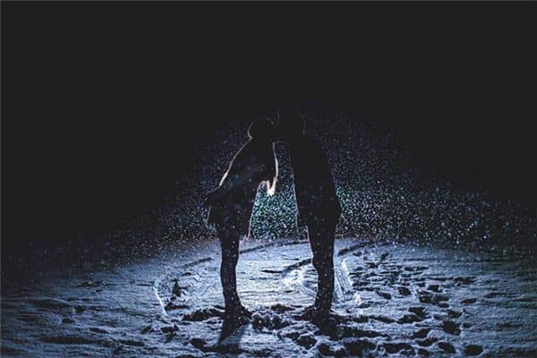 梦见接吻舌吻是什么意思 梦见接吻舌吻是什么意思