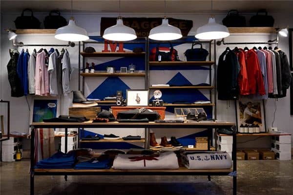 梦见很多衣服是什么意思 梦见很多衣服是什么意思