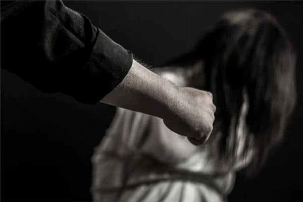 梦见被人绑架是什么意思 梦见被人绑架是什么意思