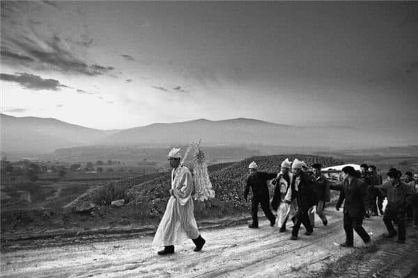 梦见邻居家办丧事 梦见邻居家办丧事