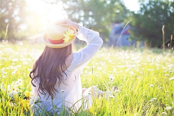 梦见太阳照身是什么意思 梦见太阳照身是什么意思