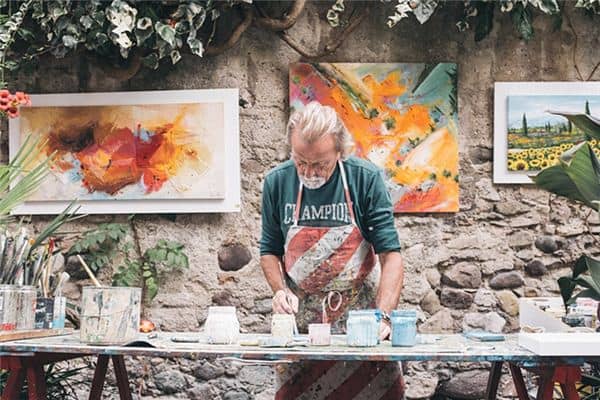 梦见衣服脏了是什么意思 梦见衣服脏了是什么意思