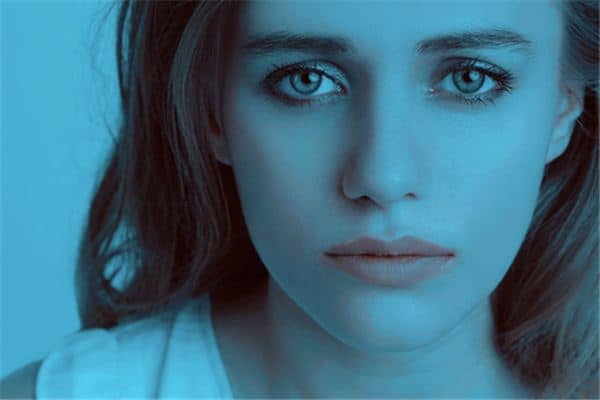 梦见女朋友哭是什么意思 梦见女朋友哭是什么意思