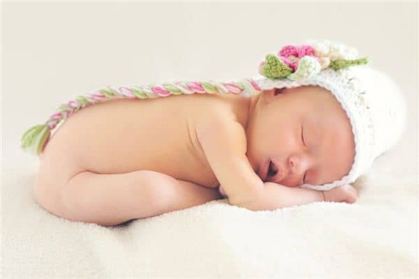 梦见别人生了个女孩 梦见别人生了个女孩