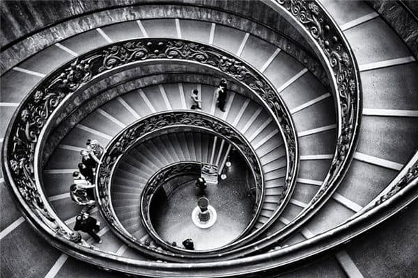 梦见楼梯断了是什么意思 梦见楼梯断了是什么意思