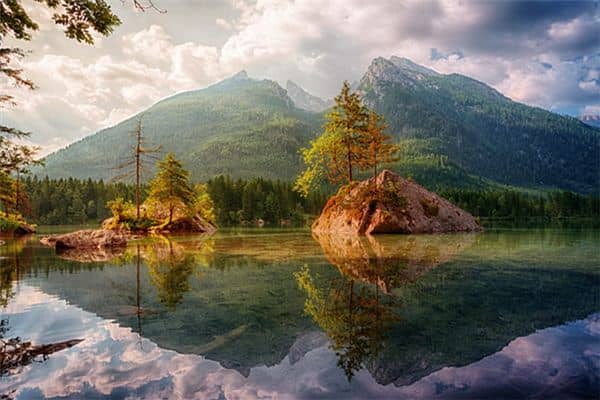 梦见高山美景是什么意思 梦见高山美景是什么意思