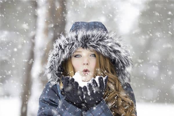 梦见刮风下雪是什么意思 梦见刮风下雪是什么意思