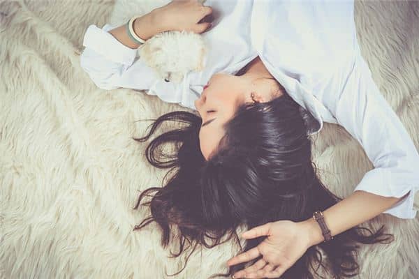 梦见解梦自已是什么意思 梦见解梦自已是什么意思