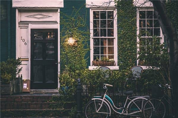 梦见坏人进家是什么意思