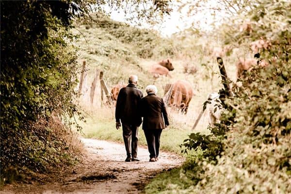 梦到去世的爷爷奶奶 梦到去世的爷爷奶奶