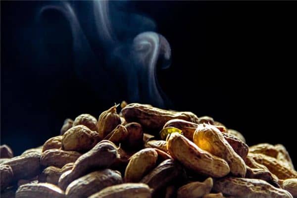 梦见煮花生米是什么意思 梦见煮花生米是什么意思