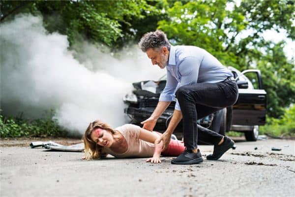 梦见亲人被车撞 梦见亲人被车撞