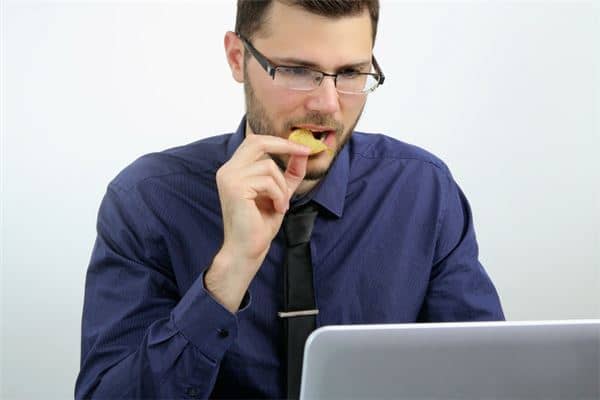 梦见自己吃是什么意思