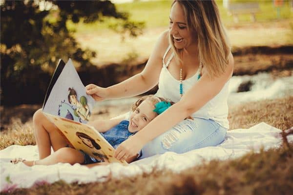 梦见自己的闺女是什么意思