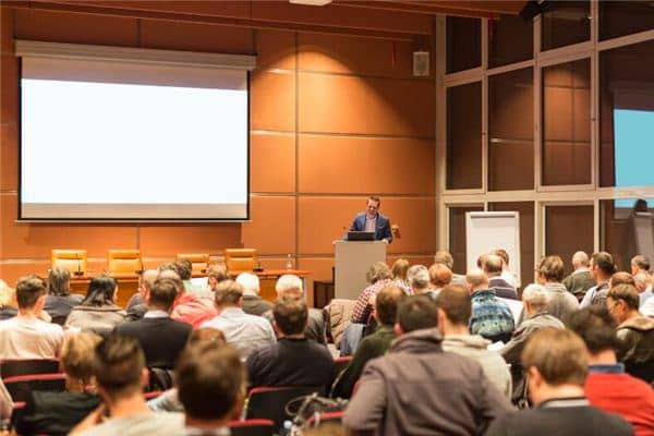 梦见老师讲课是什么意思