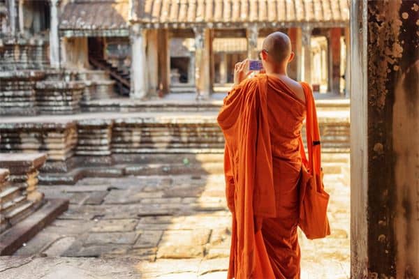 梦见和尚是什么意思