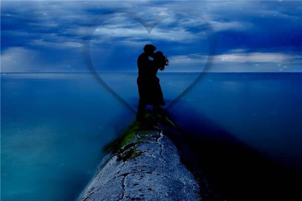 梦见吻别的女人是什么意思