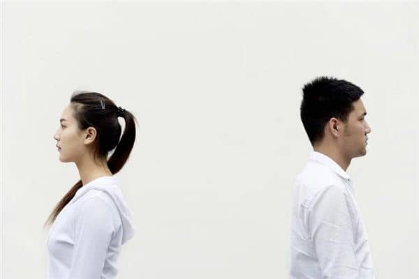 梦见和老婆吵架动手了是什么意思