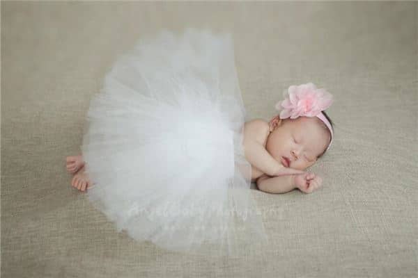 梦见闺蜜生了个女孩是什么意思