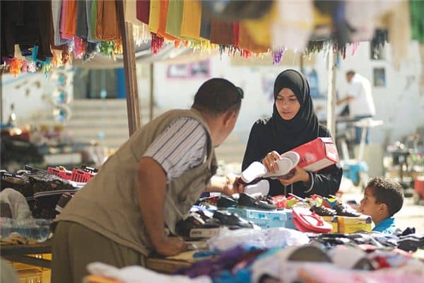 梦见给小孩买鞋是什么意思