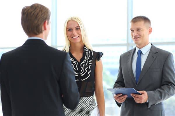 梦见和朋友聊天是什么意思