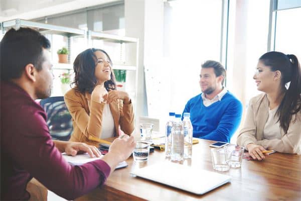 梦见和亲戚交谈是什么意思