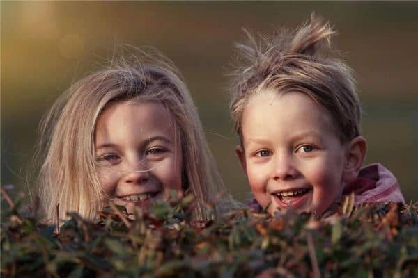 梦见别人笑是什么意思