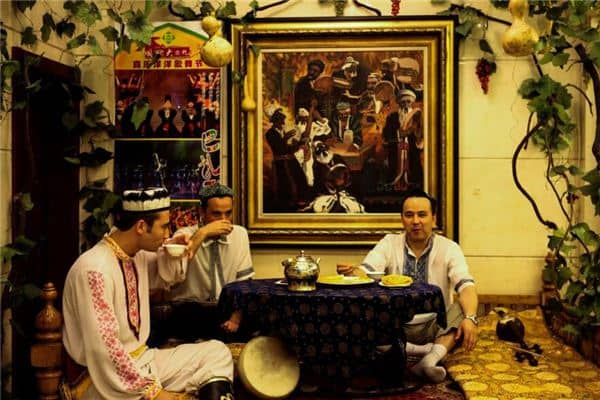 梦见和别人一起喝茶是什么意思