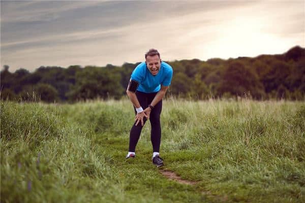 梦见女人腿受伤是什么意思