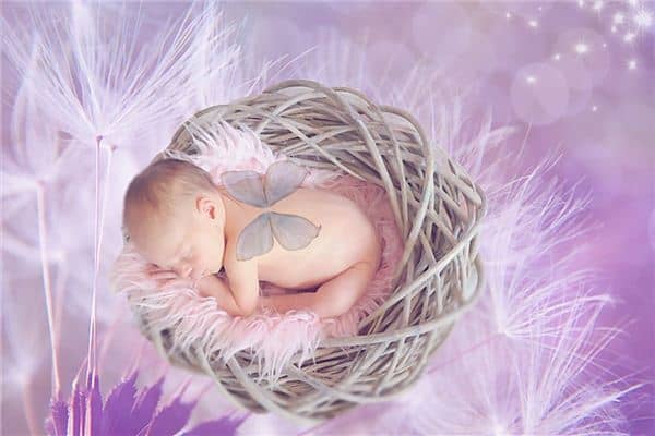 梦见已婚女人生孩子是什么意思