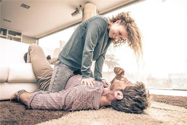 梦见和别人偷情是什么意思