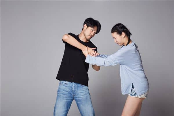 梦见老公打自己是什么意思