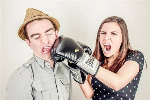 梦见又打又骂老公是什么意思