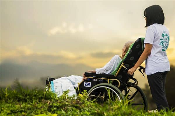 梦见父亲得癌症是什么意思