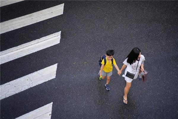 梦见送孩子上学是什么意思