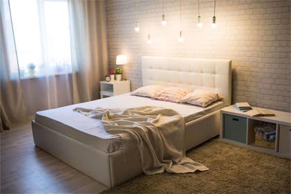 梦见别人尿床是什么意思