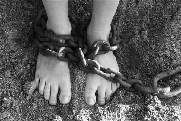 梦见囚犯是什么意思