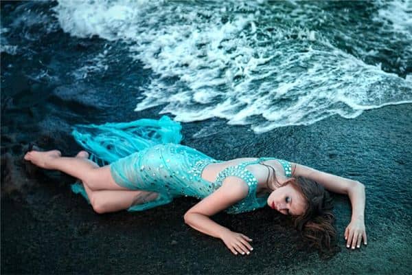 梦见有年轻女人死是什么意思