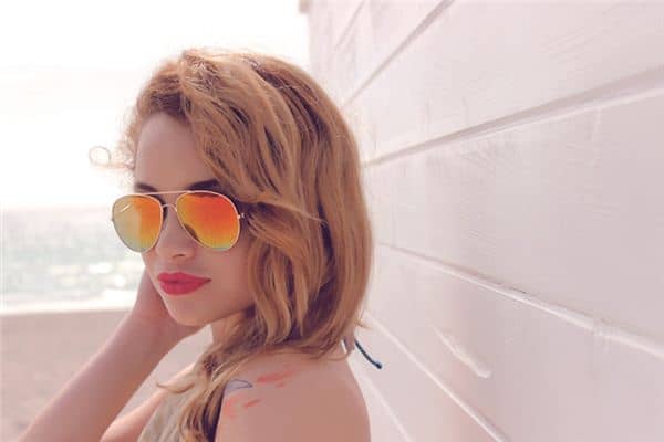 梦见里梦喜欢的人是什么意思