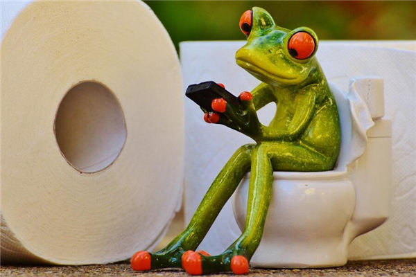 梦见自己拉屎是什么意思