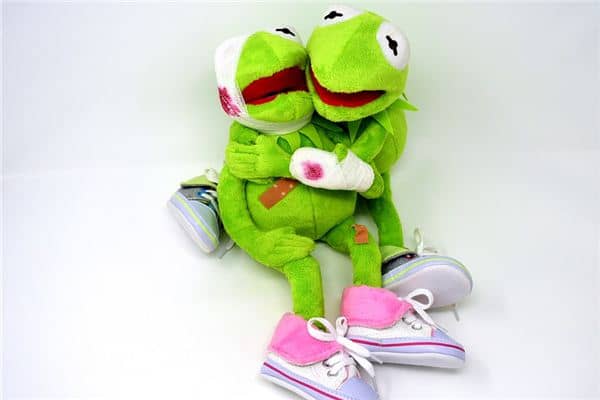 梦见自己刀伤出血是什么意思