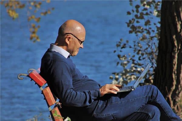 梦见去世的爸爸是什么意思