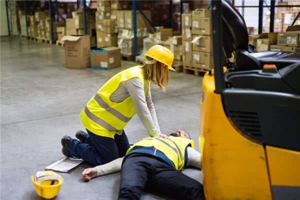 梦见老公出事是什么意思