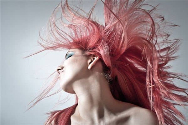 梦见女精神病人是什么意思