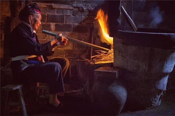 梦见怀孕了死去的奶奶是什么意思