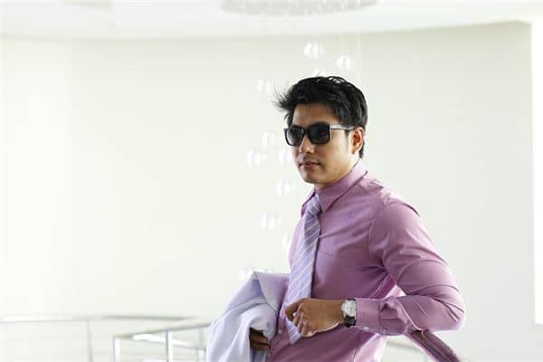 梦见陌生男人来家里是什么意思