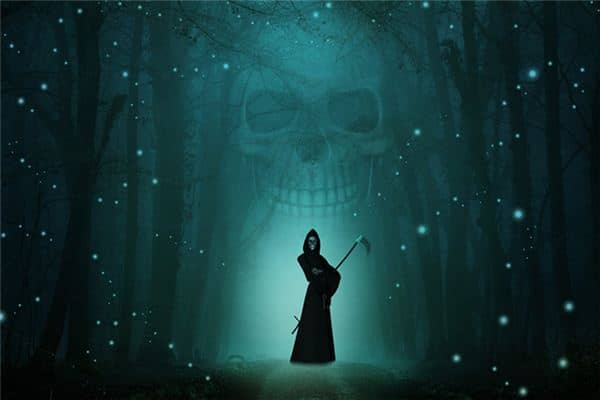 梦见死人对自己笑是什么意思