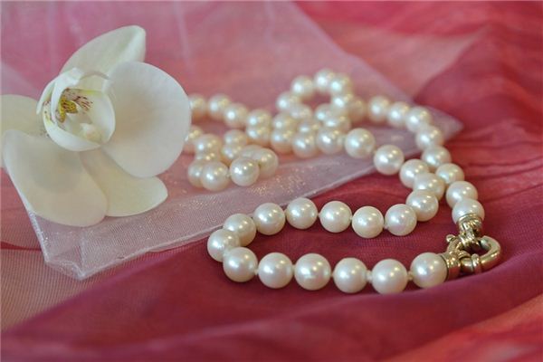 梦见珍珠项链是什么意思