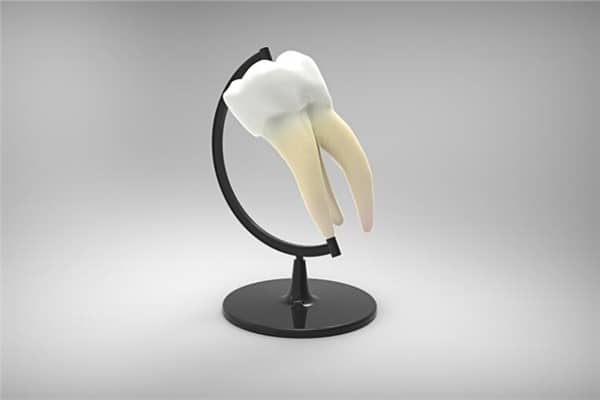 梦见自己门牙掉了两颗是什么意思