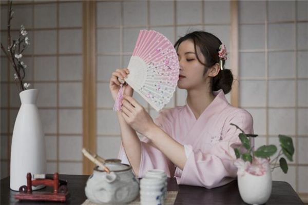 梦见扇子是什么意思